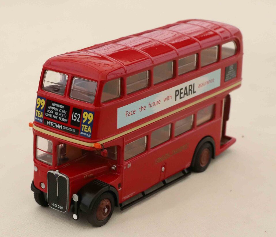 M050 RT Route 152 model Bus London Bus Museum