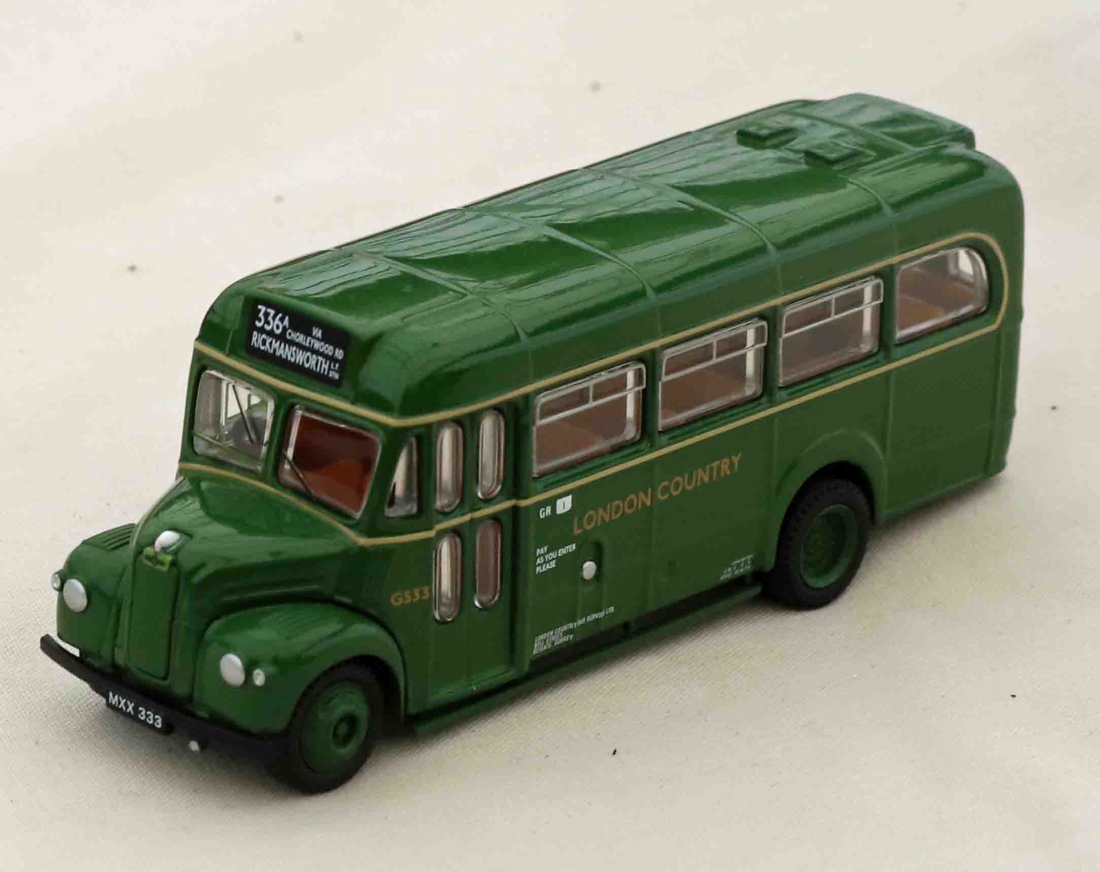 M115 London Country GS 33 [model bus] London Bus Museum