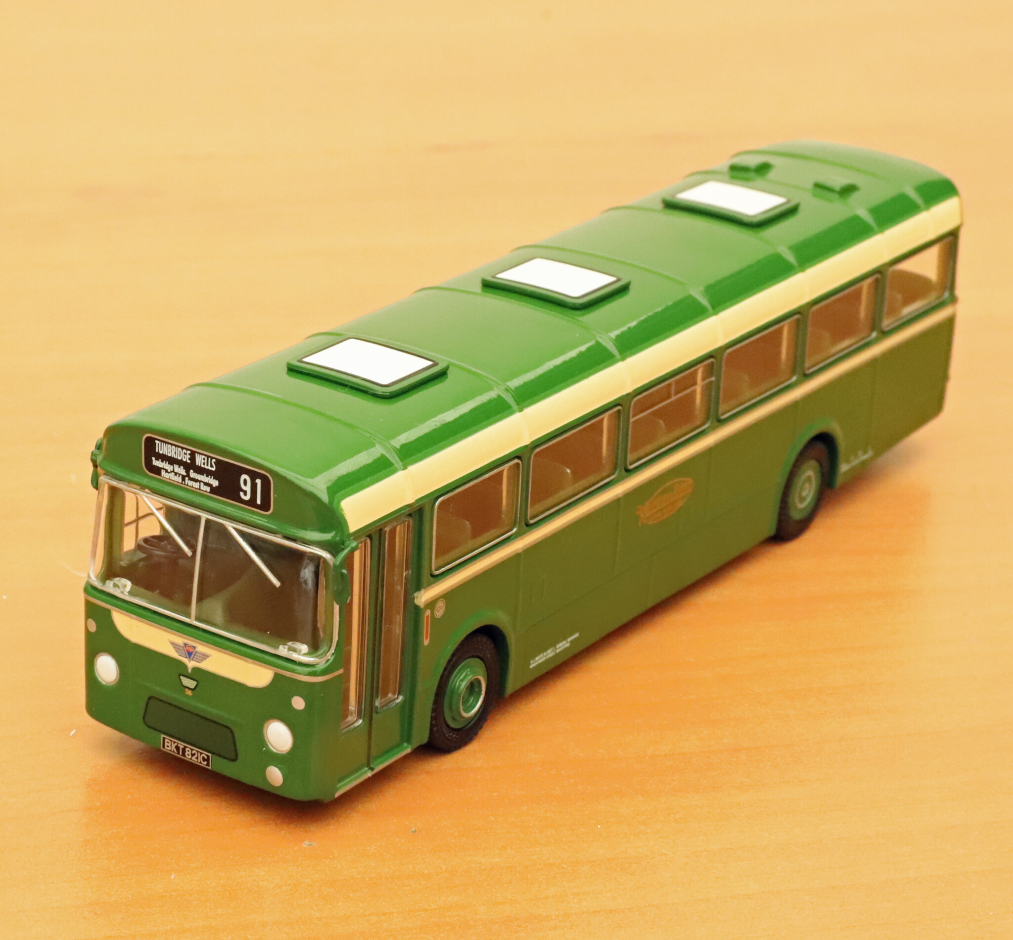 Bus Model 35201 Maidstone District BET Standard 6 On Route 91 To