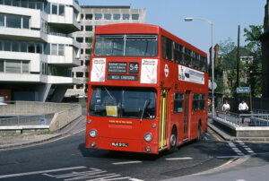 DMS513, East Croydon © Mike Harris