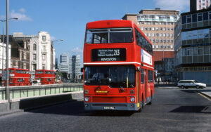 Metrobus M261 in Park Lane, Croydon © David Bowker