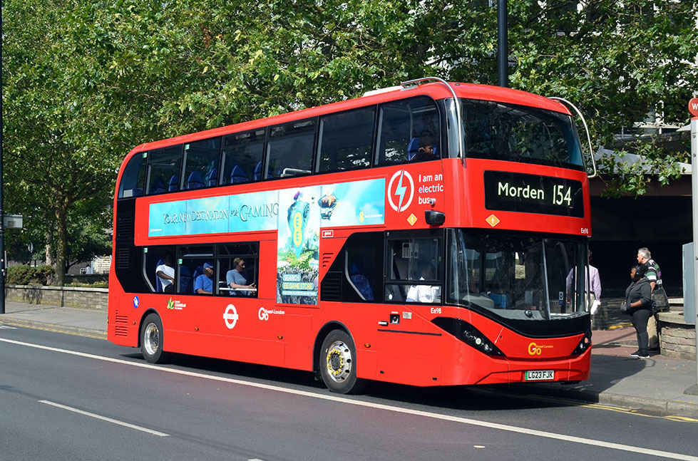 BYD-ADL-400EV Ee98 - Croydon, Wellesley Road - 16 August 2023 © David Harman