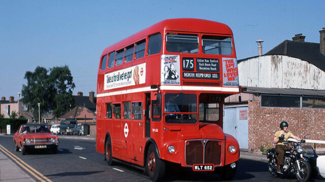 RM652 (WLT 652) pursued by a classic "coke-bottle"Mk III Ford Cortina, made at Dagenham [David Bowker]