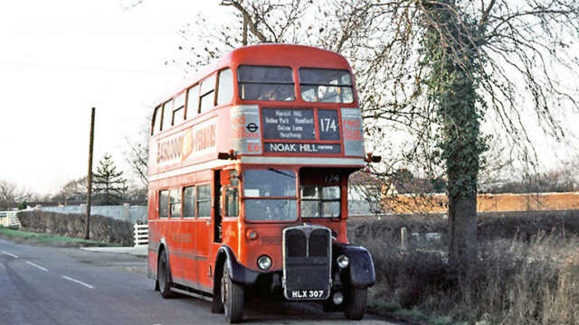 RT490 - Noak Hill, Pentowan - September 1973 [R Cripps]