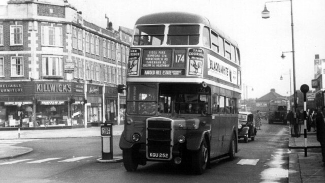 RTL294 - South Street, Romford, with long-gone Killwicks furniture store in the background - June 1952 [Alan B Cross]
