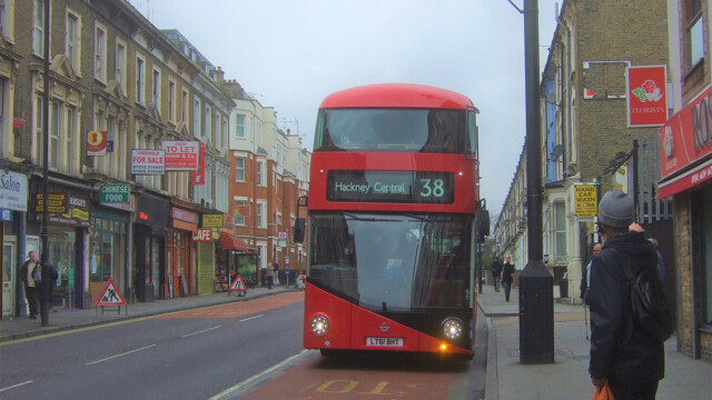 NBfL LT2 [LT12 BHT], Essex Road 29th February 2012 [Peter Osborn]
