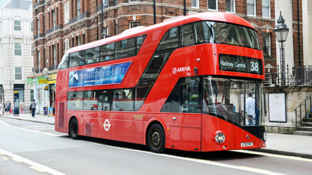 Arriva NBfL LT6 (LT12 FHT) ~ New Oxford Street ~ 20 June 2013 [David Harman]