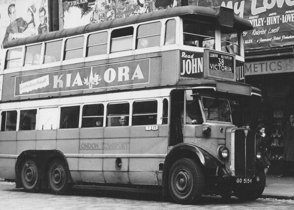 LT450 (GO 5154) with Park Royal body ~ Shaftesbury Avenue [Alan B Cross} LT450 (GO 5154) with Park Royal body ~ Shaftesbury Avenue [Alan B Cross}