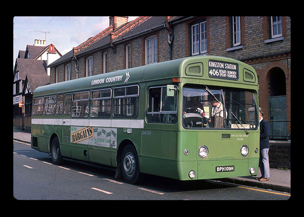 SM109 [David Bowker]