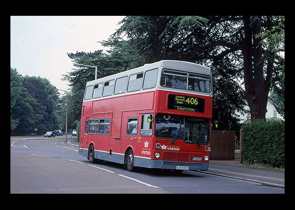 London United Busways M835 [David Bowker]