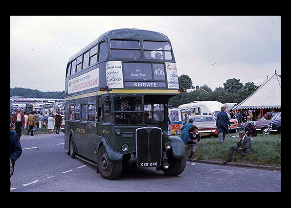 London Country RT3137 [David Bowker]