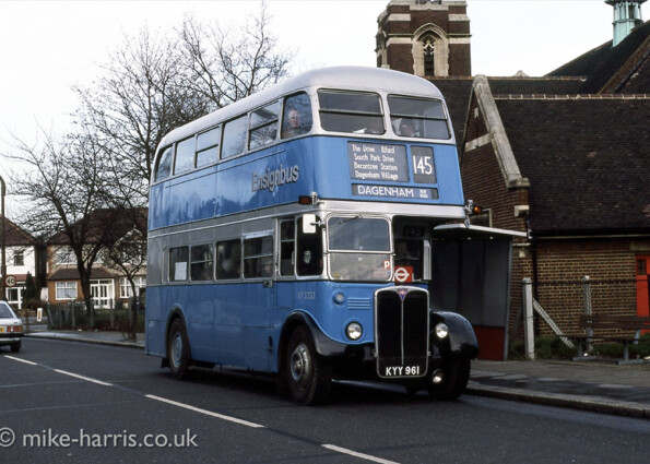 EnsignBus RT3232 [KYY 961] ~ The Drive ~ 13 Dec 1986 [Mike Harris]
