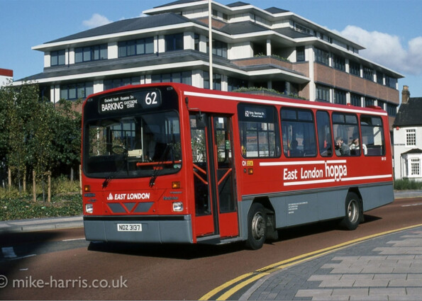 Dennis Dart DW137 -Barking, Cambridge-Road - 17 October 1993 [Mike-Harris]