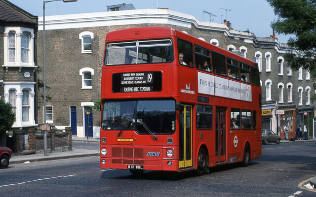 London Northern Metrobus M1061 [Mike Harris]