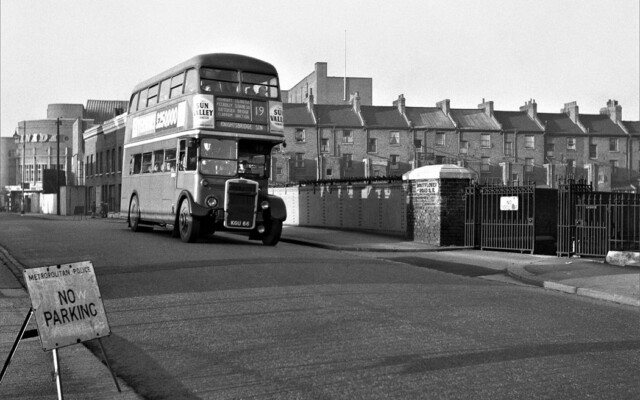 RTL616 Strath Ter, Clapham Junction diversion 1960 [Fred Ivey]