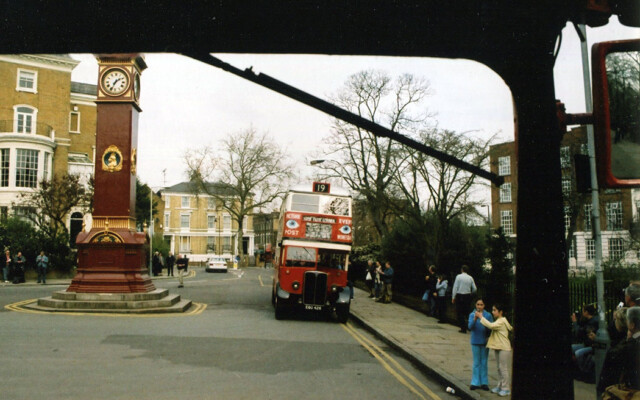 Last day of RM's on the 19 - 1 April 2005 with the Museum's STL2377 at Highbury Barn [Peter Osborn]