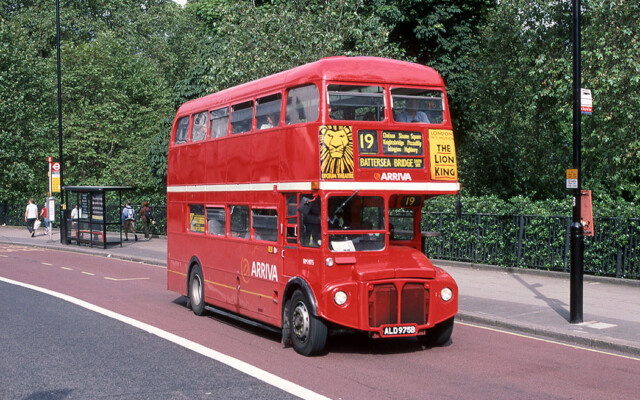 RM1975 Hyde Park Corner [David Bowker]