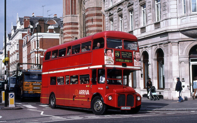 Arriva RML2382 Sloane Square [David Bowker]