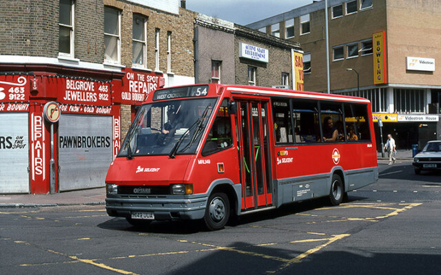 Sunday midibuses : Selkent Optare Metrorider MRL149; Woolwich © Mike Harris Sunday midibuses : Selkent Optare Metrorider MRL149; Woolwich © Mike Harris