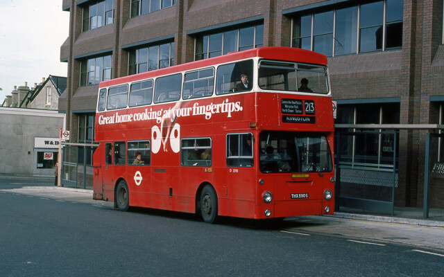 D2590 at New Wallington Station © David Bowker D2590 at New Wallington Station © David Bowker