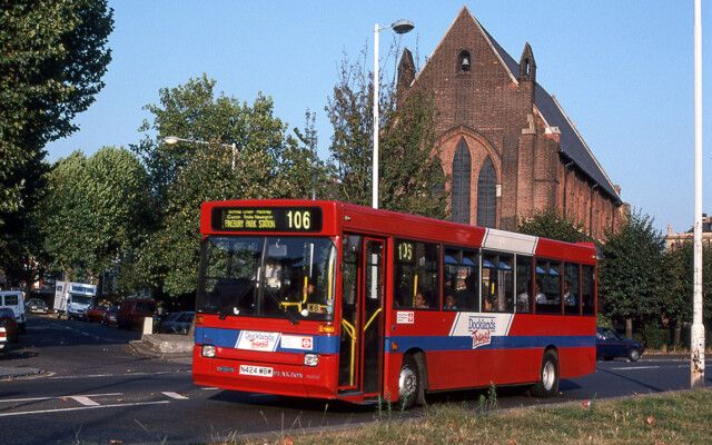 Docklands Transit Dennis Dart N424 MBW; © David Bowker Docklands Transit Dennis Dart N424 MBW; © David Bowker